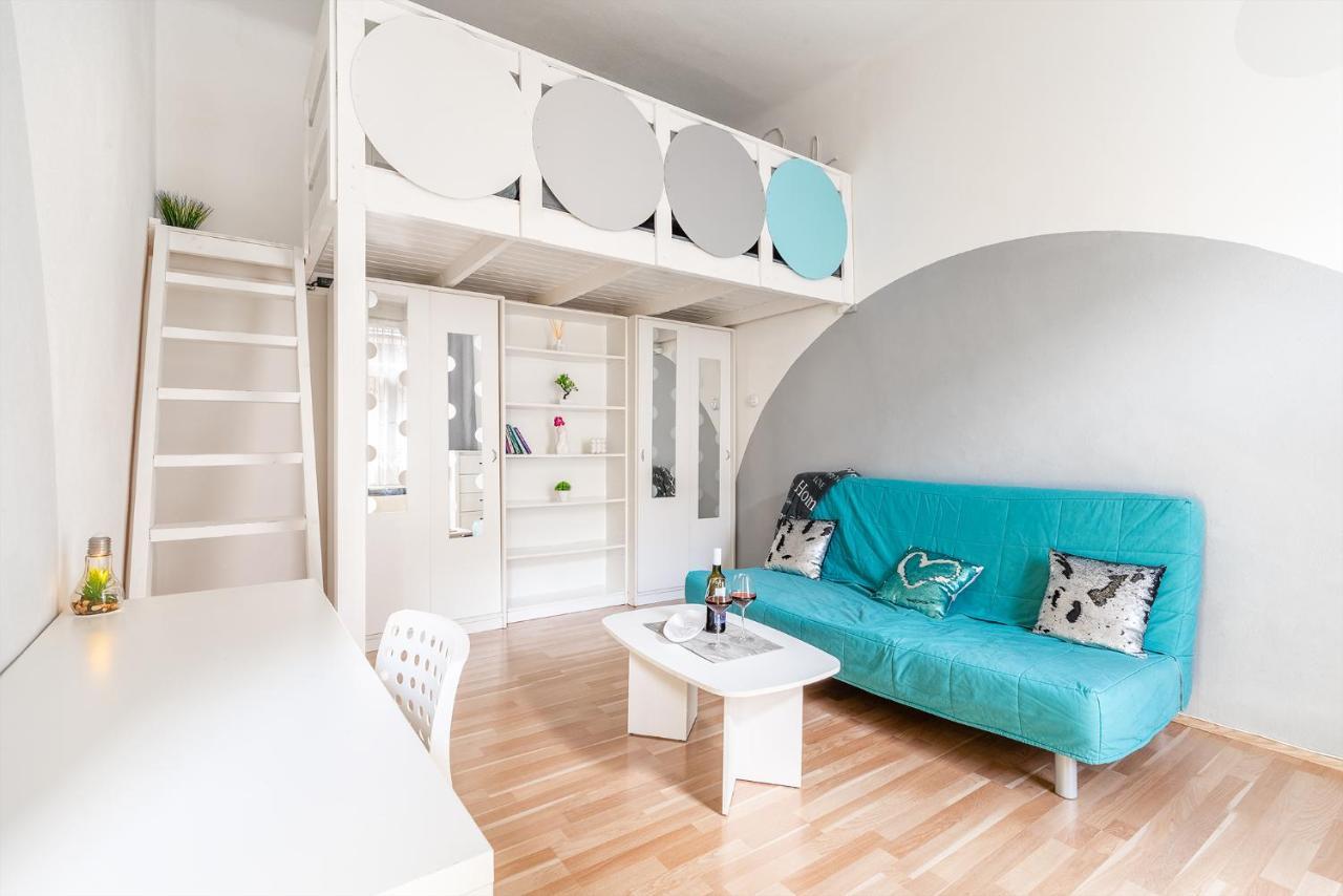 Sunny Dots Apartment - Free Parking! Budapest Luaran gambar